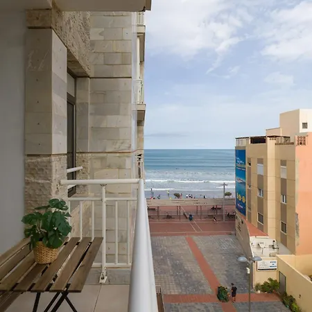 Seaside Bliss With Terrace & Views
