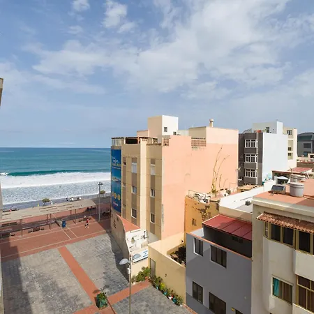 Seaside Bliss With Terrace & Views