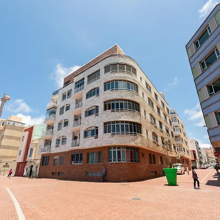 Seaside Bliss With Terrace & Views * 라스팔마스